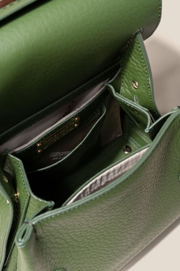 2362 Velvet Muschio 409