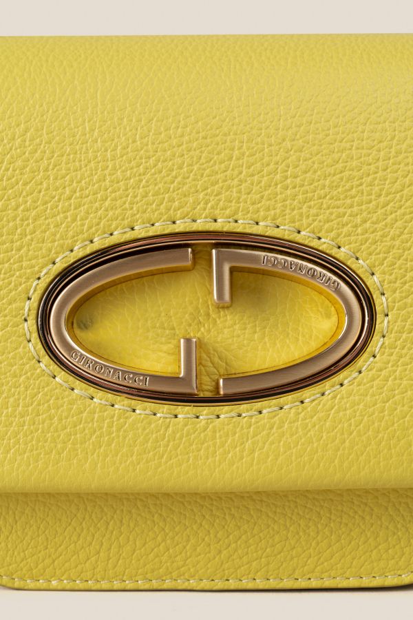 3320 Vitello Cedro 205