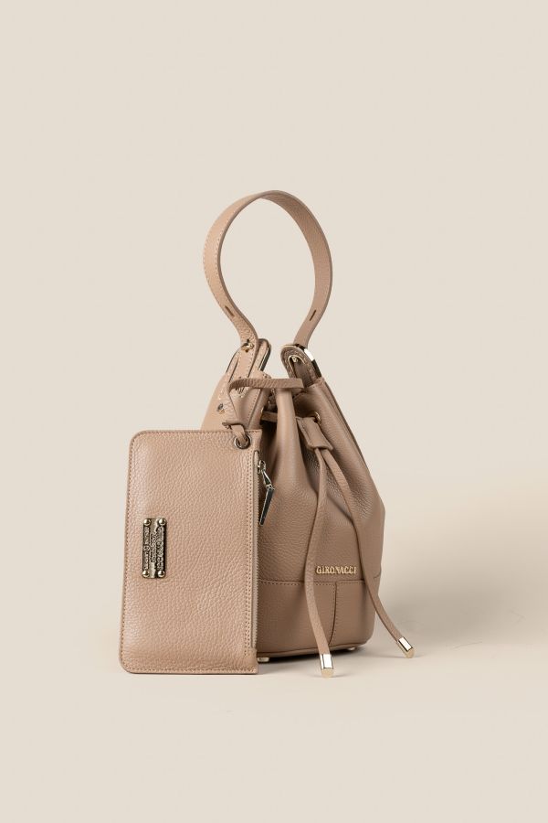 2253 Vitello Camel 108 2