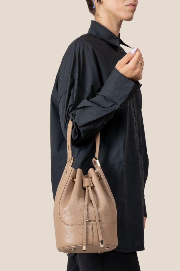 2253 Vitello Camel 108