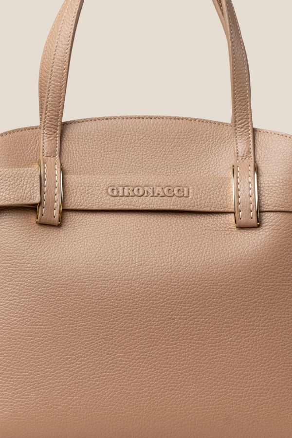 3333 Vitello Camel 108